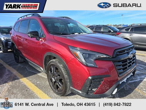 Used 2023 Subaru Ascent Onyx Edition Limited image 1