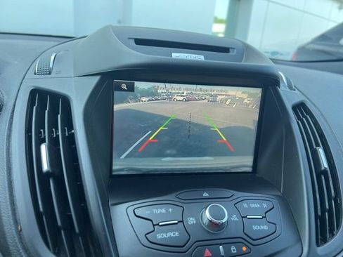 Used 2015 Ford Escape SE w/ Equipment Group 201A FWD image 8