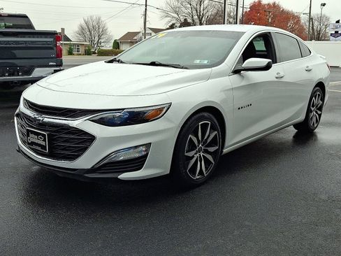 Used 2024 Chevrolet Malibu RS w/ LPO, Floor Liner Package image 3