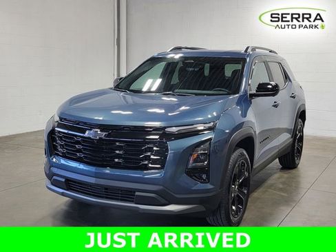 Certified 2025 Chevrolet Equinox LT w/ Safety and Technology Package image 2