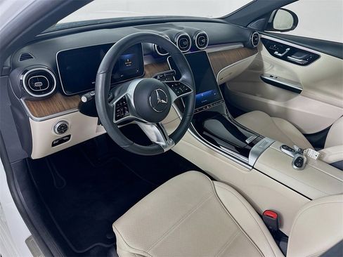 Used 2023 Mercedes-Benz C 300 4MATIC Sedan image 29