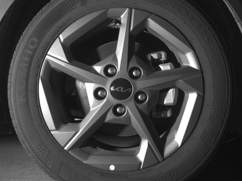 Used 2025 Kia K4 FWD image 13