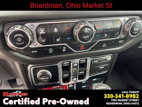 Used 2024 Jeep Gladiator Mojave AWD/4WD image 29
