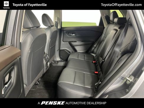 Used 2023 Nissan Rogue SL w/ SL Premium Package FWD image 25