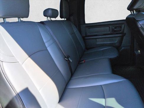 Used 2024 RAM 3500 Tradesman w/ Chrome Appearance Group image 20