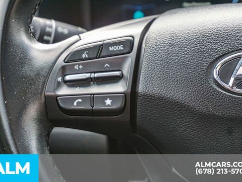 Used 2023 Hyundai Kona Limited image 29