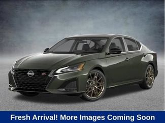 Used 2025 Nissan Altima 2.5 SV FWD video 1