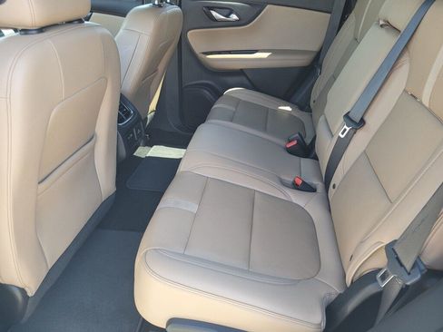 Used 2021 Chevrolet Blazer Premier AWD/4WD image 9