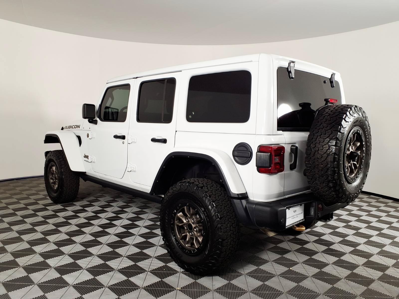 Used 2022 Jeep Wrangler Unlimited Rubicon w/ Trailer Tow Package AWD/4WD image 6