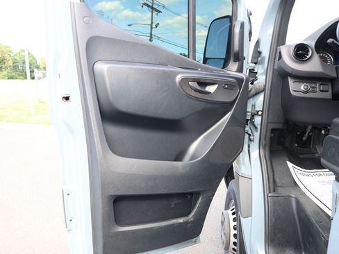 Used 2024 Mercedes-Benz Sprinter 3500 image 10