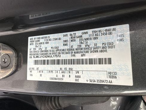 Used 2022 Lincoln Corsair FWD image 24