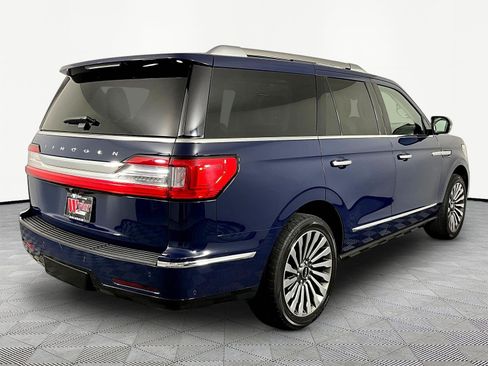 Used 2019 Lincoln Navigator Reserve AWD/4WD image 6