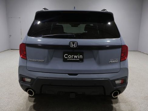 Used 2023 Honda Passport Elite image 3