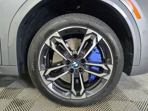 Used 2025 BMW X2 xDrive28i image 2
