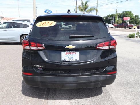 Used 2024 Chevrolet Equinox LS FWD image 13