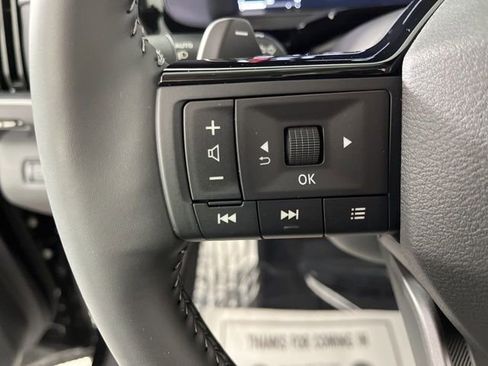New 2026 Nissan Pathfinder SL w/ SL Premium Package AWD/4WD image 23