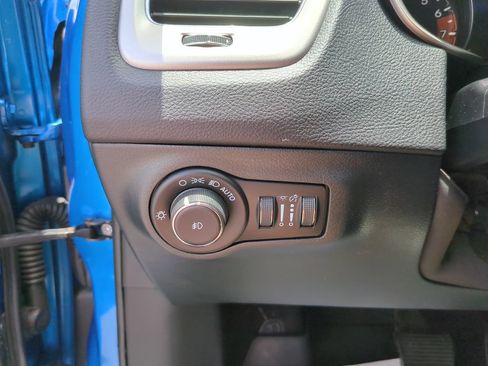Used 2021 Jeep Compass Latitude w/ Sun and Sound Group FWD image 31