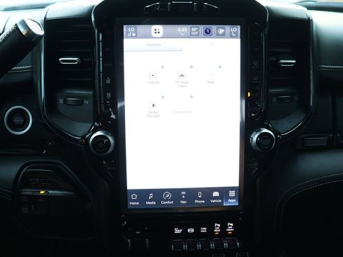 Used 2024 RAM 2500 Limited image 64