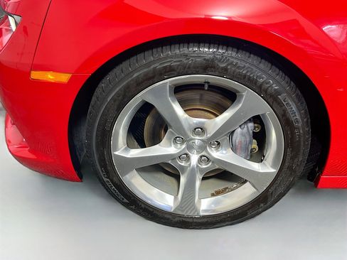 Used 2014 Chevrolet Camaro SS w/ RS Package RWD image 13