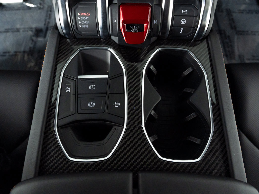 Used 2024 Lamborghini Urus S AWD/4WD image 23