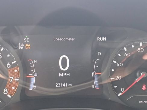 Used 2023 Jeep Compass Trailhawk AWD/4WD image 16