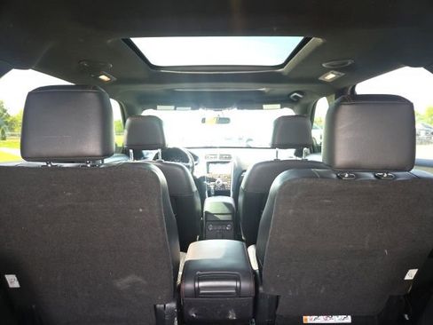 Used 2017 Ford Explorer Sport AWD/4WD image 14