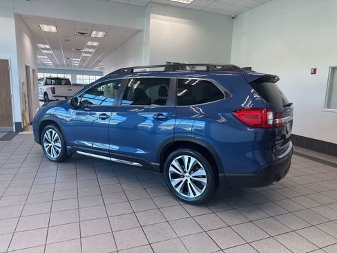 Used 2022 Subaru Ascent Limited w/ Technology Package AWD/4WD image 5