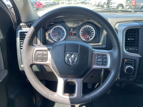 Used 2023 RAM 1500 Classic SLT AWD/4WD image 23