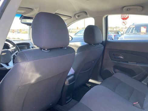 Used 2014 Chevrolet Cruze LT FWD image 13