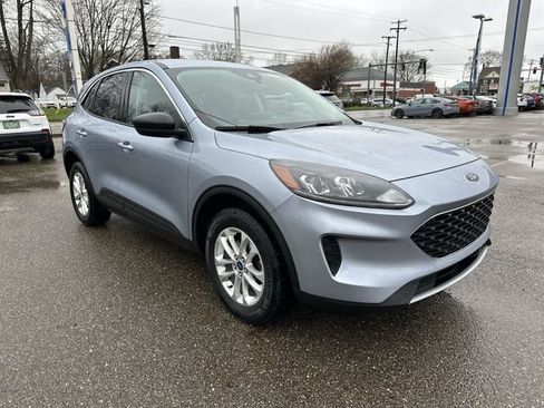Used 2022 Ford Escape SE image 11