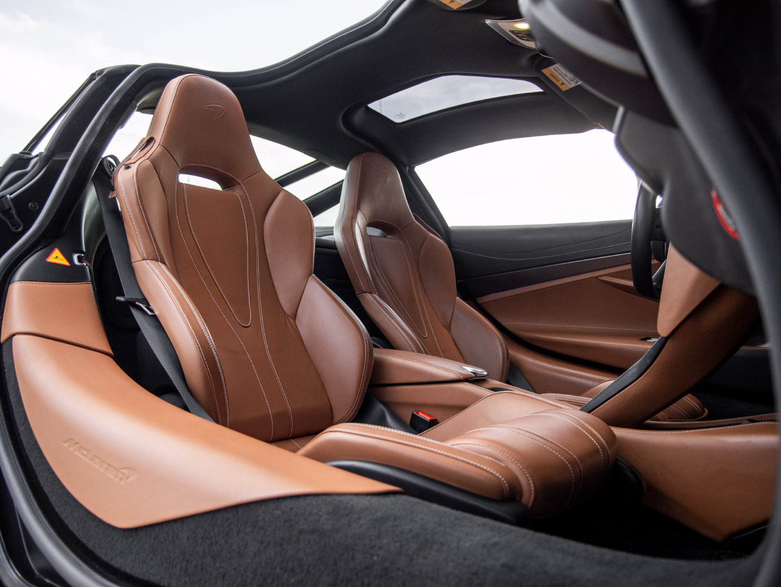 Used 2018 McLaren 720S RWD image 40