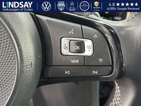 Used 2019 Volkswagen Golf R 4-Door image 20