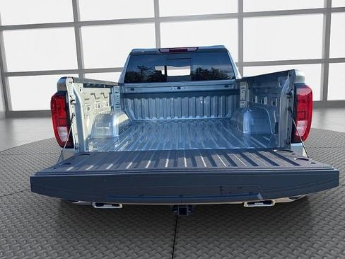 New 2026 GMC Sierra 1500 SLE w/ X31 Off-Road Package image 12