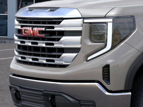 New 2026 GMC Sierra 1500 SLE w/ X31 Off-Road Package AWD/4WD image 13