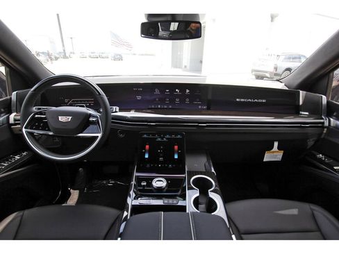 New 2026 Cadillac Escalade 2WD image 9