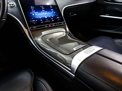 Certified 2022 Mercedes-Benz C 300 Sedan image 8