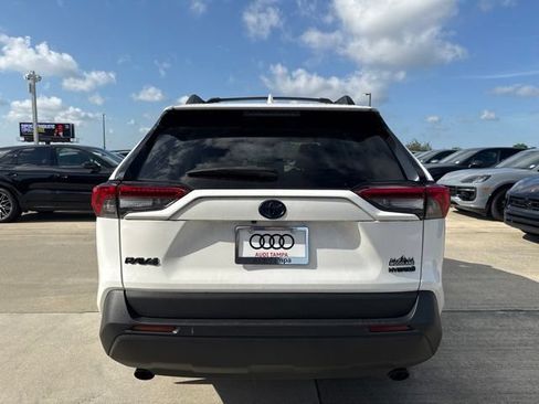 Used 2023 Toyota RAV4 AWD Hybrid image 4