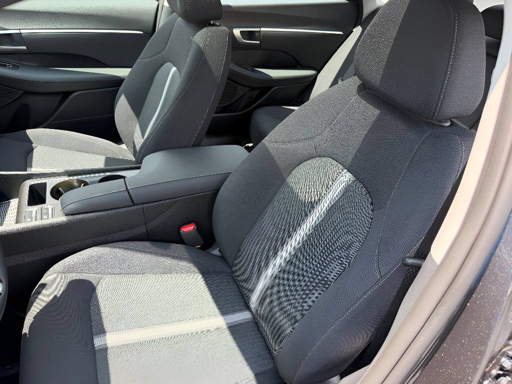 New 2026 Hyundai Sonata SEL FWD image 30
