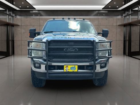 Used 2015 Ford F250 XL w/ Power Equipment Group AWD/4WD image 3