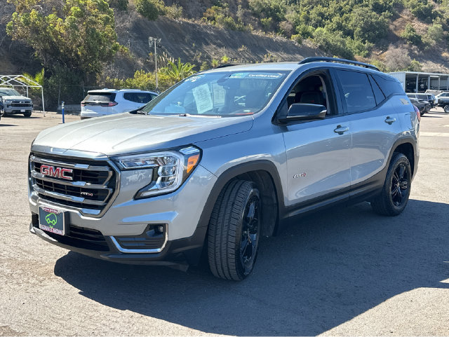 Certified 2023 GMC Terrain AT4 AWD/4WD image 10
