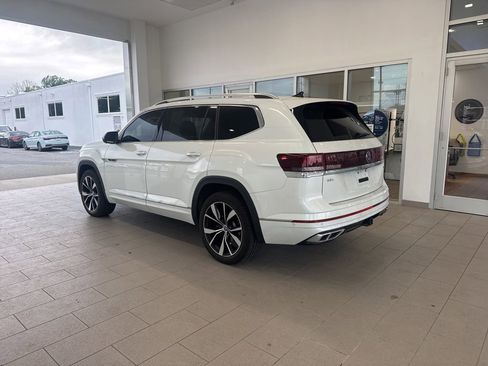 Used 2025 Volkswagen Atlas SEL Premium R-Line AWD/4WD image 3