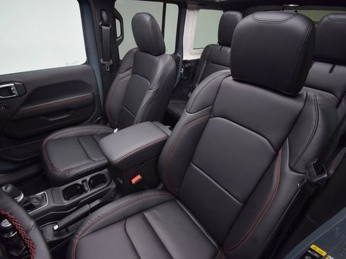 New 2026 Jeep Wrangler Unlimited Rubicon 392 image 36