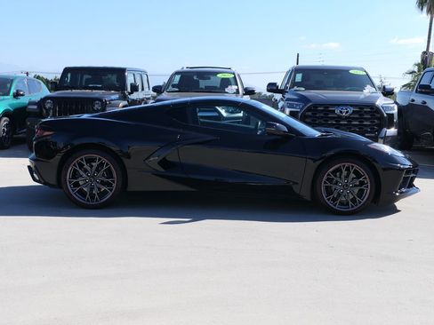 Used 2025 Chevrolet Corvette Stingray Coupe w/ 1LT image 3