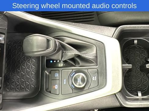 Used 2022 Toyota RAV4 XLE w/ Convenience Package image 30