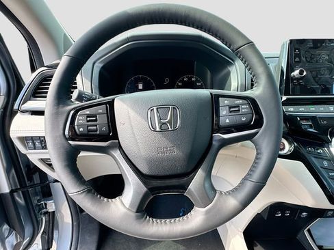New 2026 Honda Odyssey Elite image 11