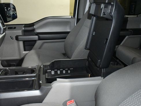 Used 2019 Ford F150 XLT image 40