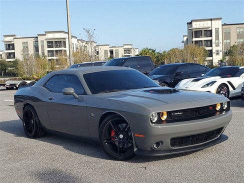 Used 2018 Dodge Challenger R/T Scat Pack image 31