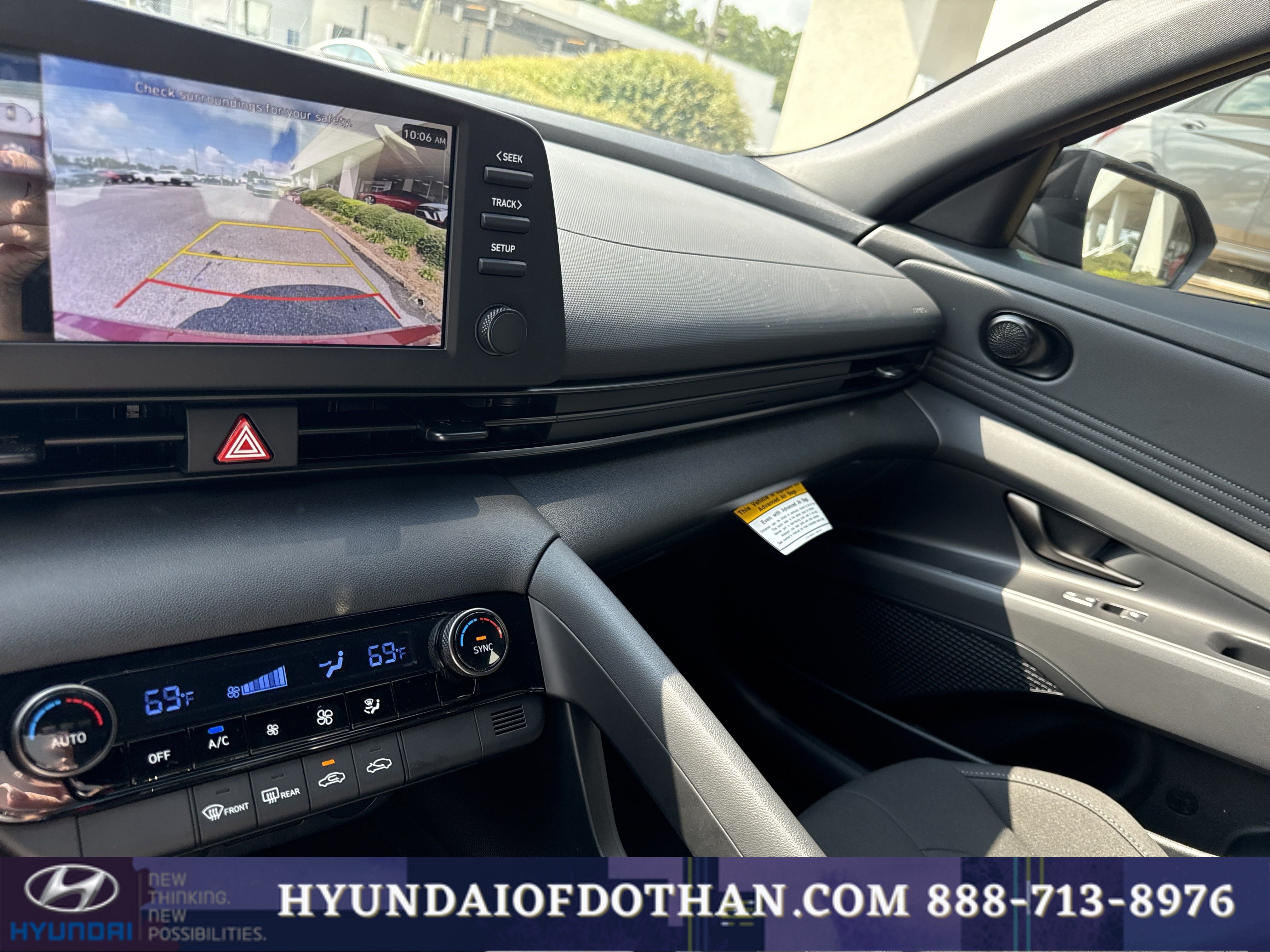 Certified 2025 Hyundai Elantra Sport FWD image 9