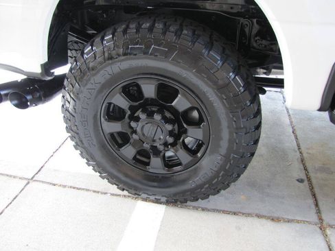 Used 2024 Ford F250 XLT w/ FX4 Off-Road Package AWD/4WD image 28