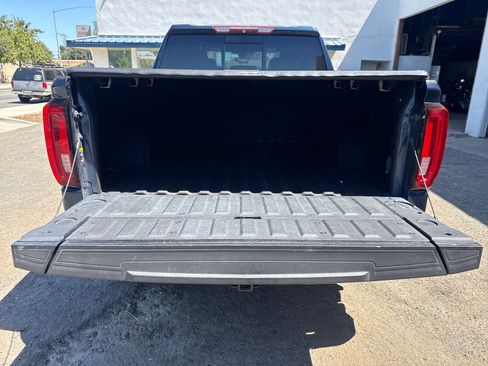 Used 2019 GMC Sierra 1500 AT4 w/ AT4 Premium Package AWD/4WD image 23